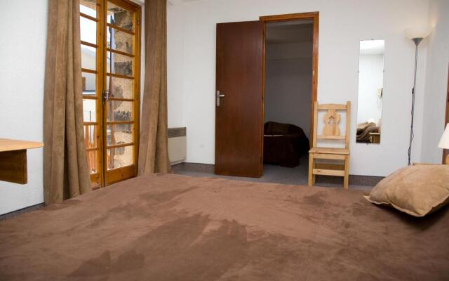 Adonis Hotel Le Chastellan