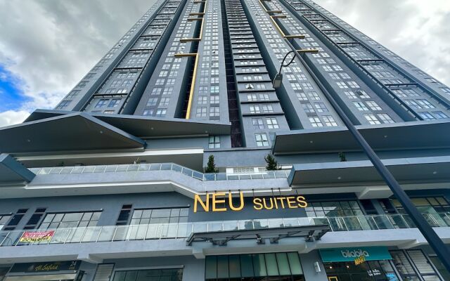 Neu Suites by Moonlight