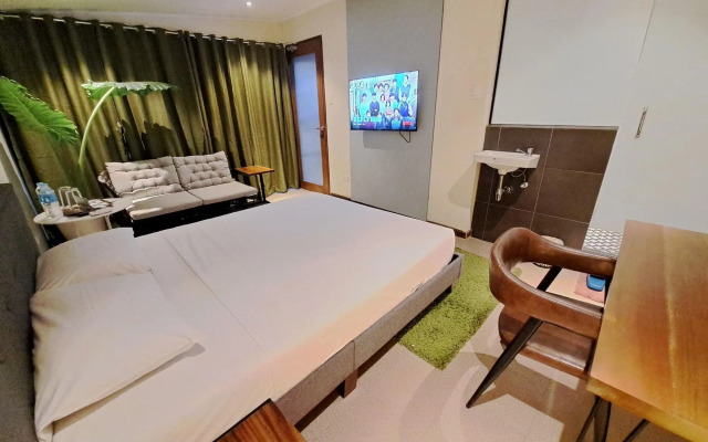 The Hub District Garden Suites