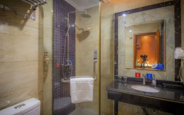 Borrman Hotel (Jiexi Shengtong Jieyang) – Bathroom – Jieyang