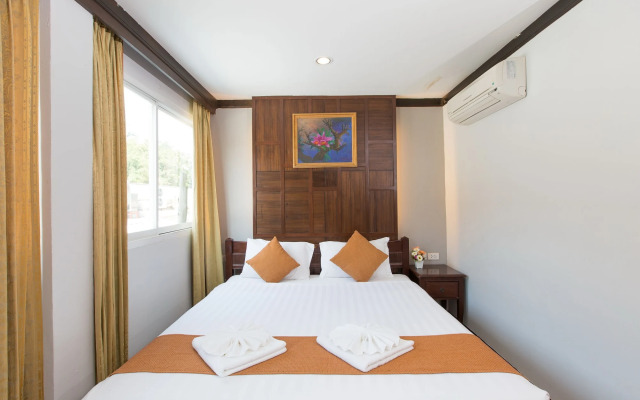 Time Out Hotel Beach Front