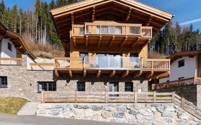 Chalet in Muhlbach Near Hochkonig Ski