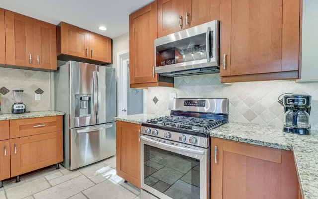 Texas Retreat w/ Patio, Fireplace & Fenced-in Yard