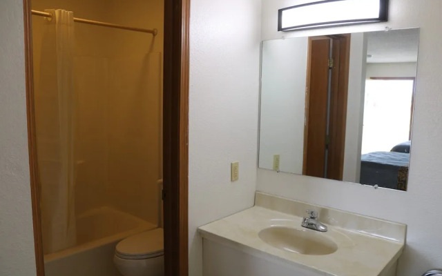 Budget Inn- Greenville