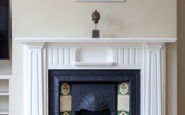 5 Bed Apartment in Clapham