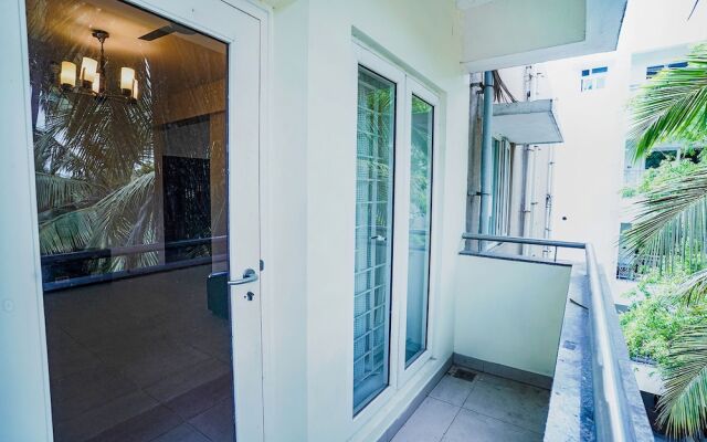 FabHotel Home Tree Service Apartment