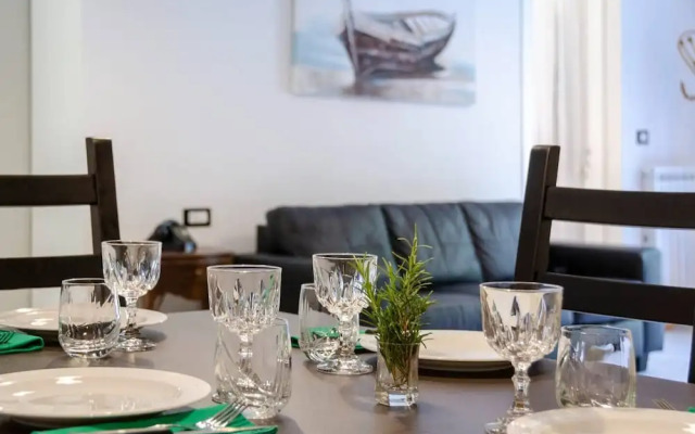 ALTIDO il Marinero a 20 metri dal mare