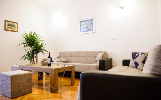 Dundo Baldo Apartment