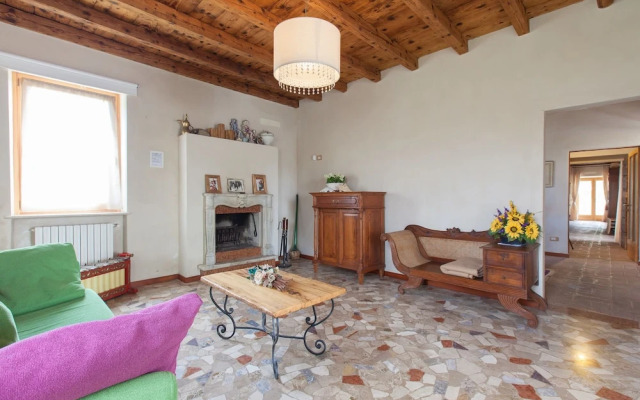 Cascina Serenella B&B