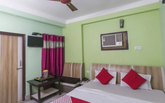 Hotel Tanushree by OYO Rooms