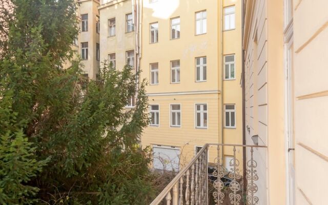 Na Smetance Apartments