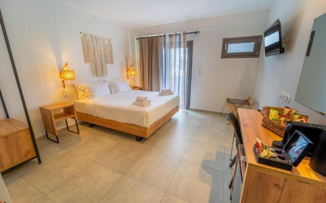 Niso Skiathos
