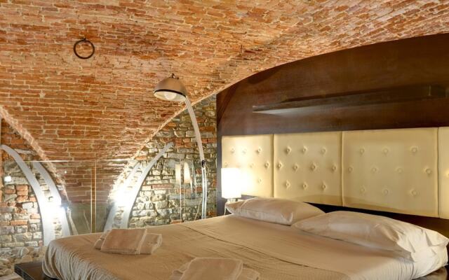 Terme 17 in Firenze With 1 Bedrooms and 1 Bathrooms