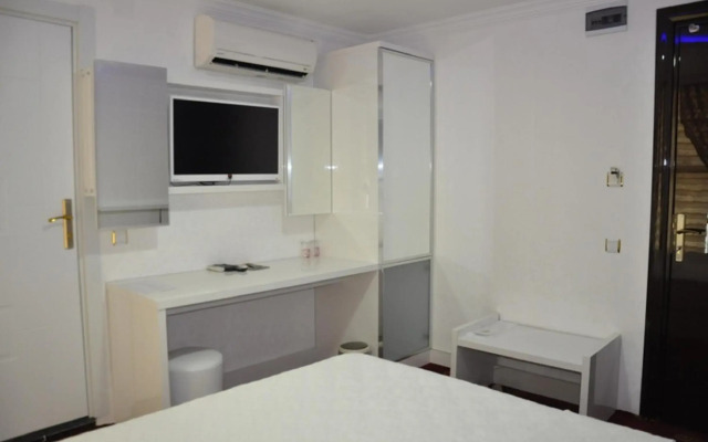 Kar Hotel