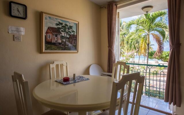 Private 2 Bedroom Beachfront Penthouse Condo Ocho Rios, Jamaica