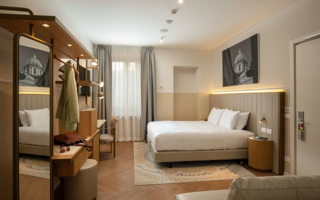 Cosmopolita Hotel Rome, Tapestry Collection by Hilton