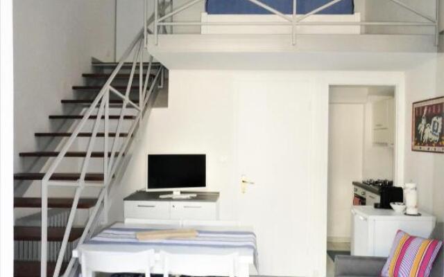 Centrale appartamento su due livelli "3"