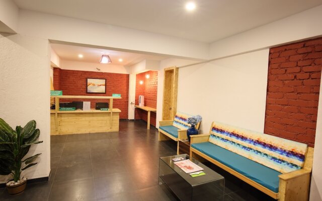 OYO 7673 The Ark Apartment Hotel