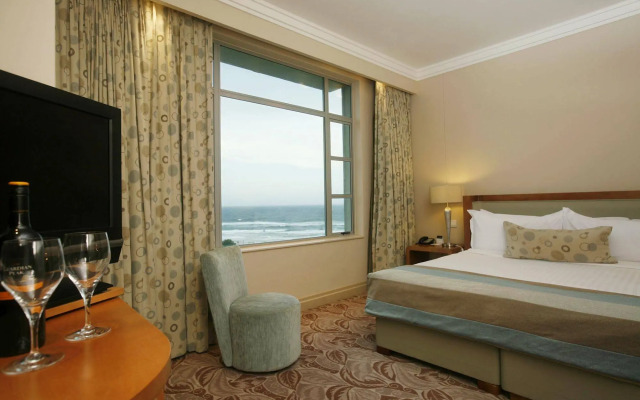 Suncoast Hotel & Towers