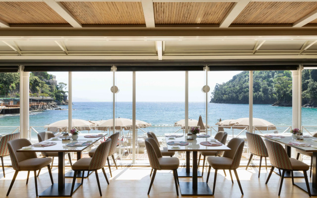 Eight Hotel Paraggi