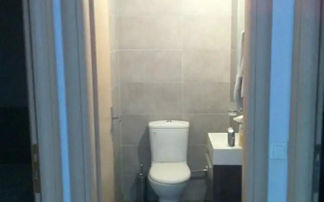 Luxurious 6 Bedroom Villa In a Great Location