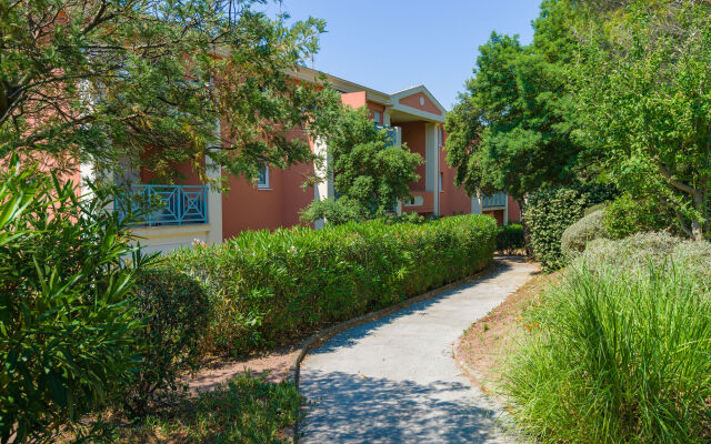 Résidence Lagrange Vacances Le Domaine des Grands Pins