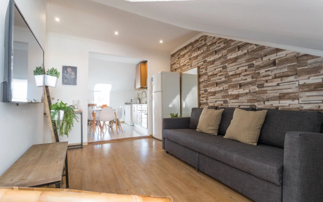 Rato Cozy 3BR w/balcony - by LU Holidays