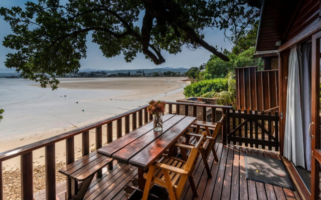 Under Milkwood Resort