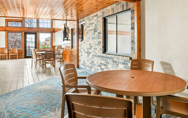 Days Inn by Wyndham Helena