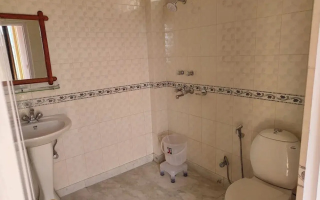 Hotel Savi Shallidrishya