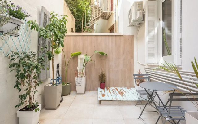 Stunning Design 1BR  Secret Garden