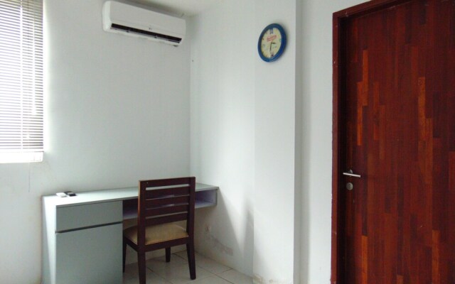 Room 868