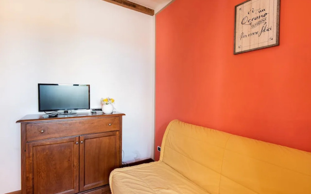 Family Pool Suvereto Bilo First 1