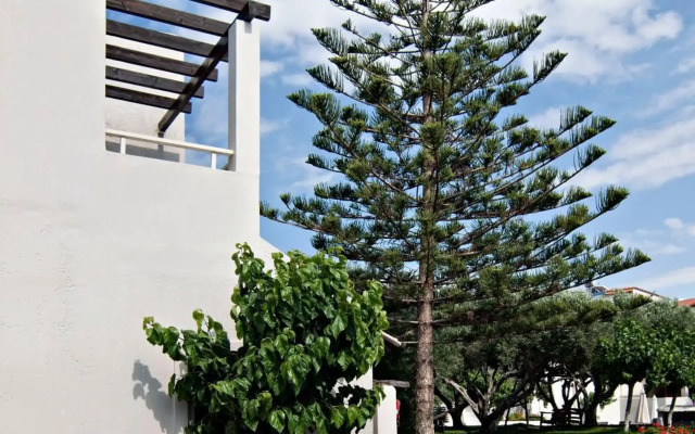 Ourania Apartments