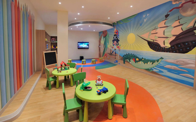 Alexander The Great Beach Hotel