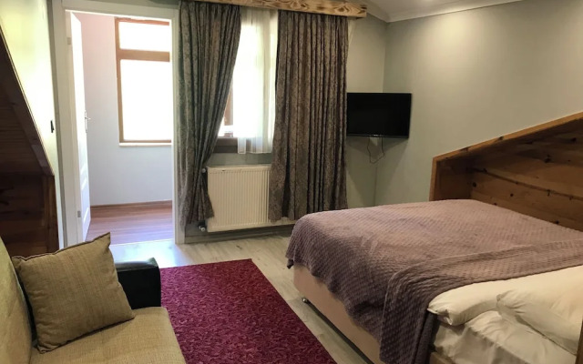 Yedigoller Hotel & Restaurant