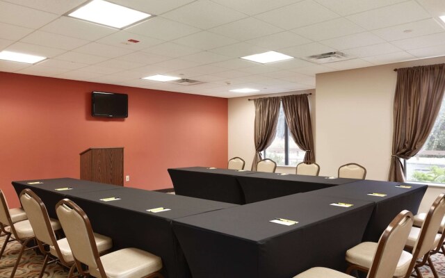 Super 8 By Wyndham Pennsville/Wilmington