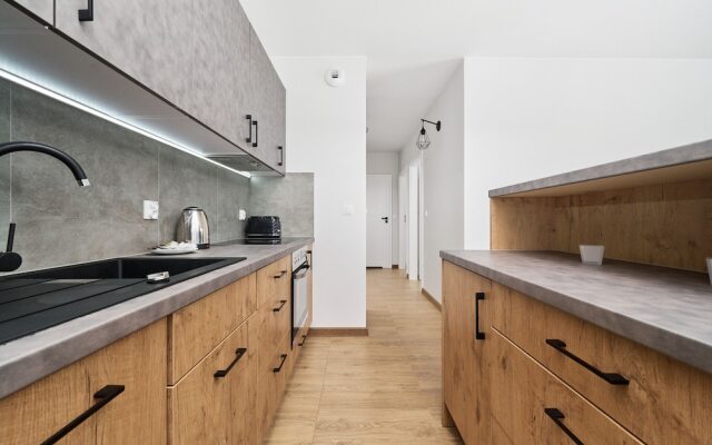 Tawryczewskiego Apartments by Renters