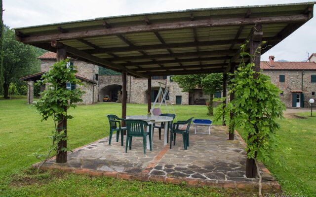 Coriana Apartments & Villas