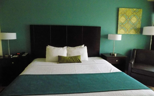 Best Western Plus Deerfield Beach Hotel & Suites