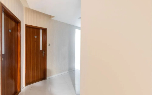 Savoy Suites by OYO Rooms