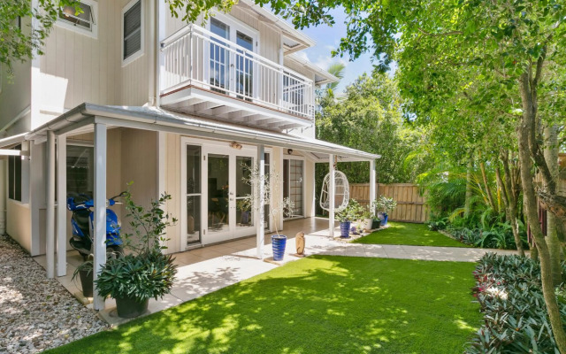 Peaceful Family Villa, Sunrise Beach