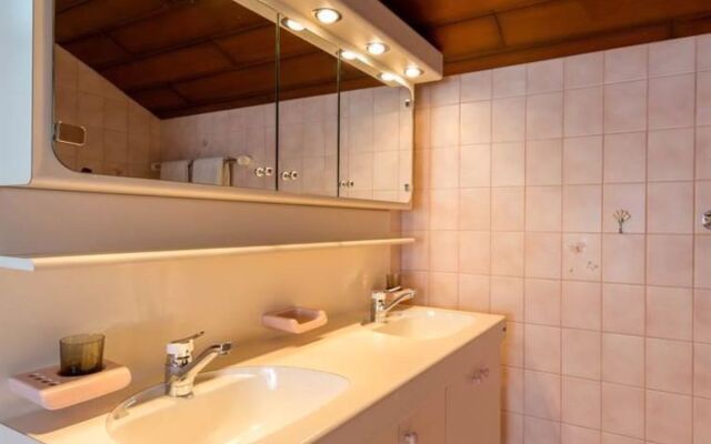 Chalet Alpenrösli 15305