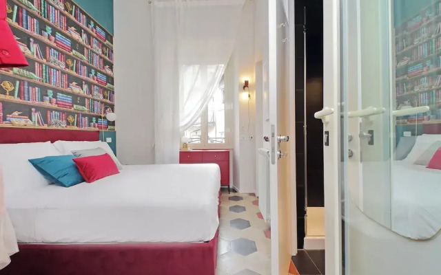 Belle Epoque House of Mirror