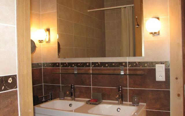 Chambres dHôtes de Charme du Château de Missandre