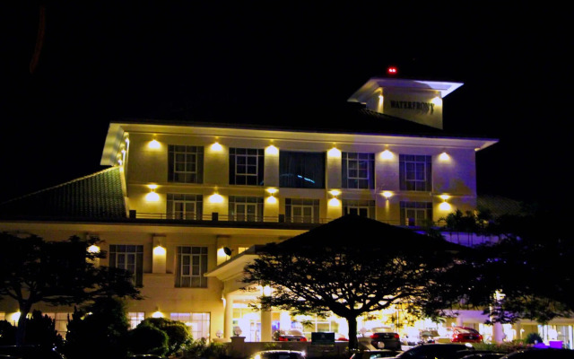 Waterfront Labuan Financial