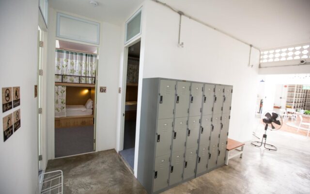 Memmoth Hostel In Lampang