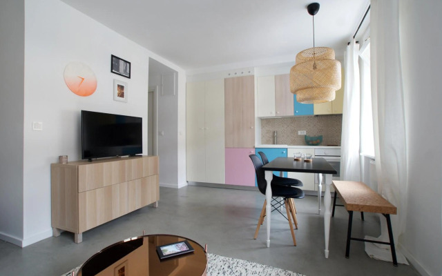 Cosy Happy Studio Apartment