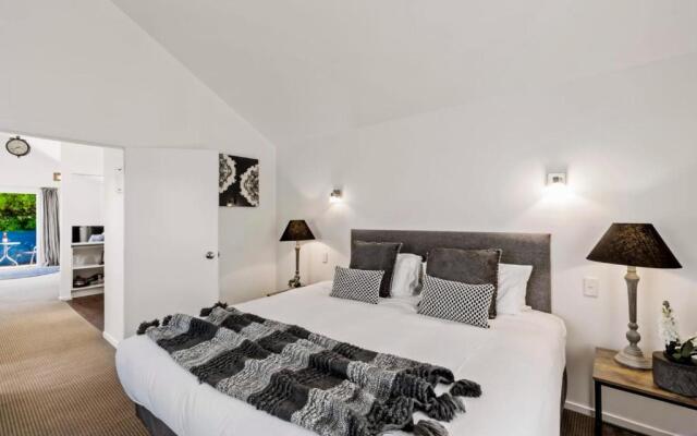Historic Stonehouse & Alley Cottage - Sleeps 14 with spa pool – Guest Rooms – Queenstown