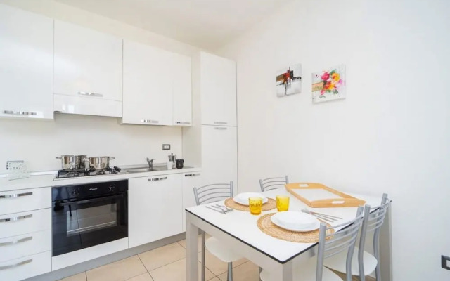 Apartment With Garden or Terrace Near sea